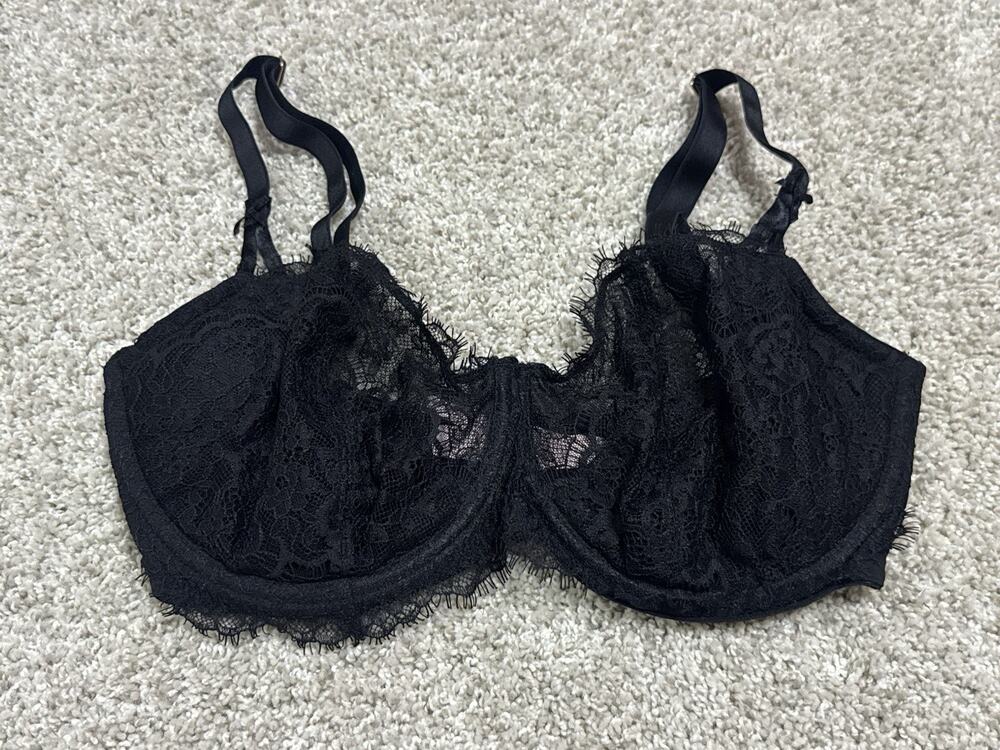 Victoria’s Secret Dream Angels Lace Push Up No Padding Convertible Bra 34DDD